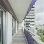 Flexliving - Whole Apartment - Mouchez