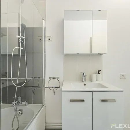 Flexliving - Whole - Mouchez * Parigi