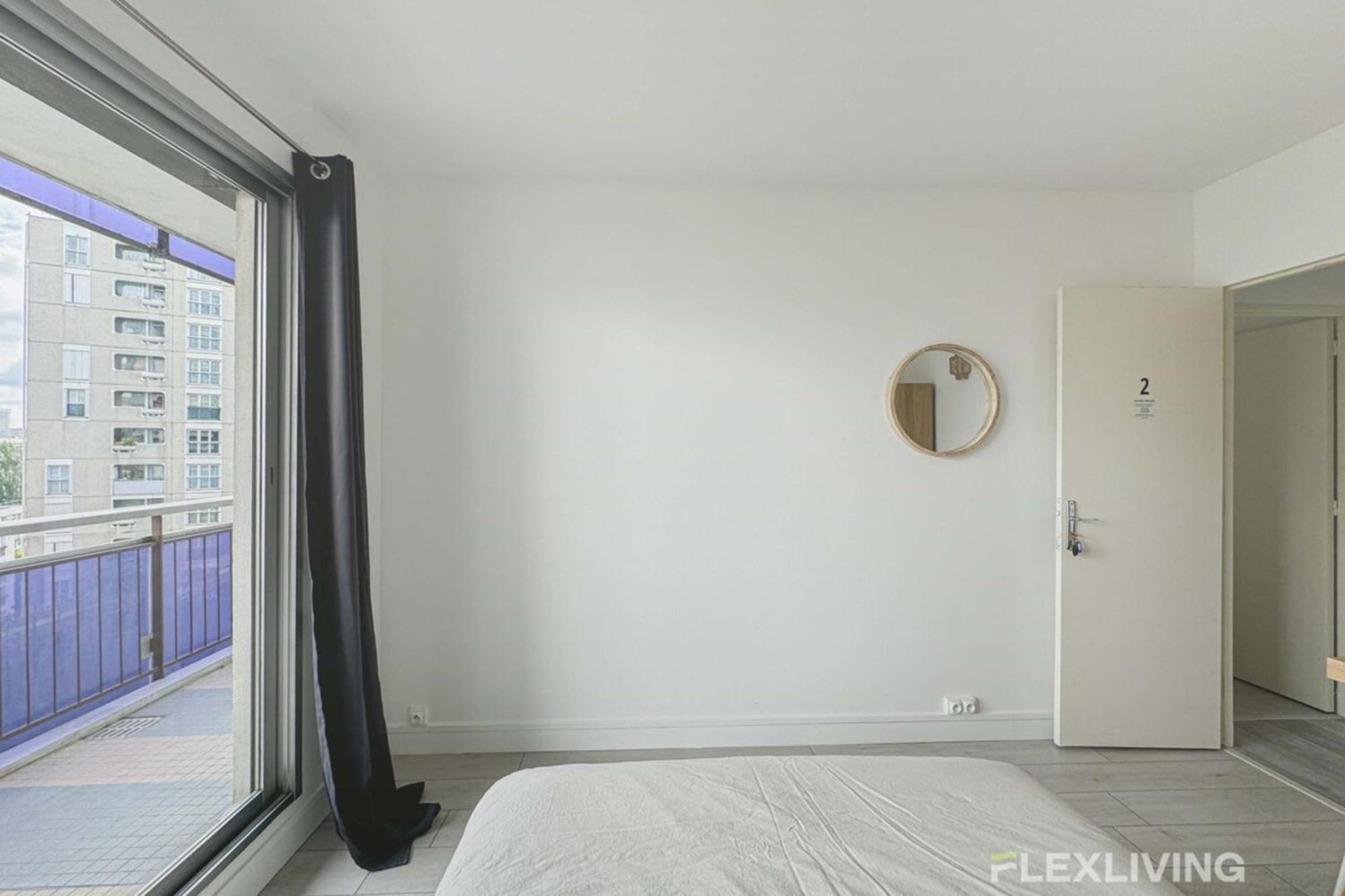 Flexliving - Whole - Mouchez